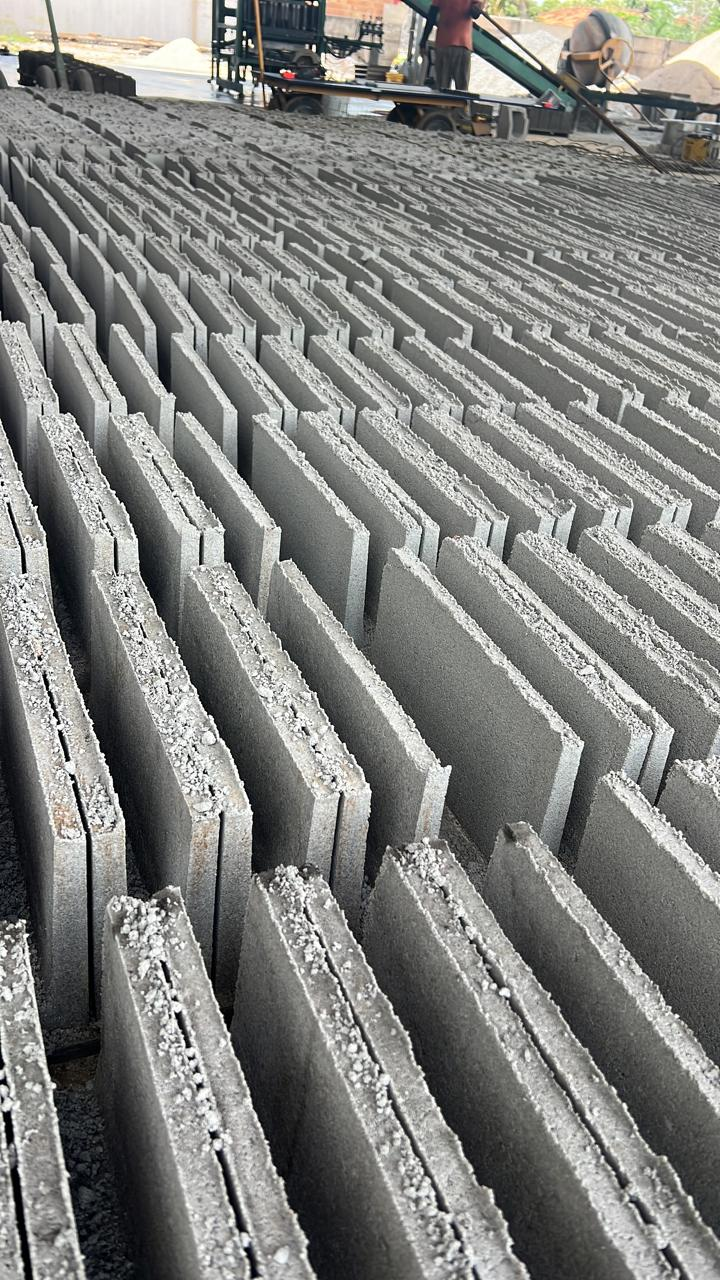 Canaletas de concreto para vergas cintas e reforços estruturais